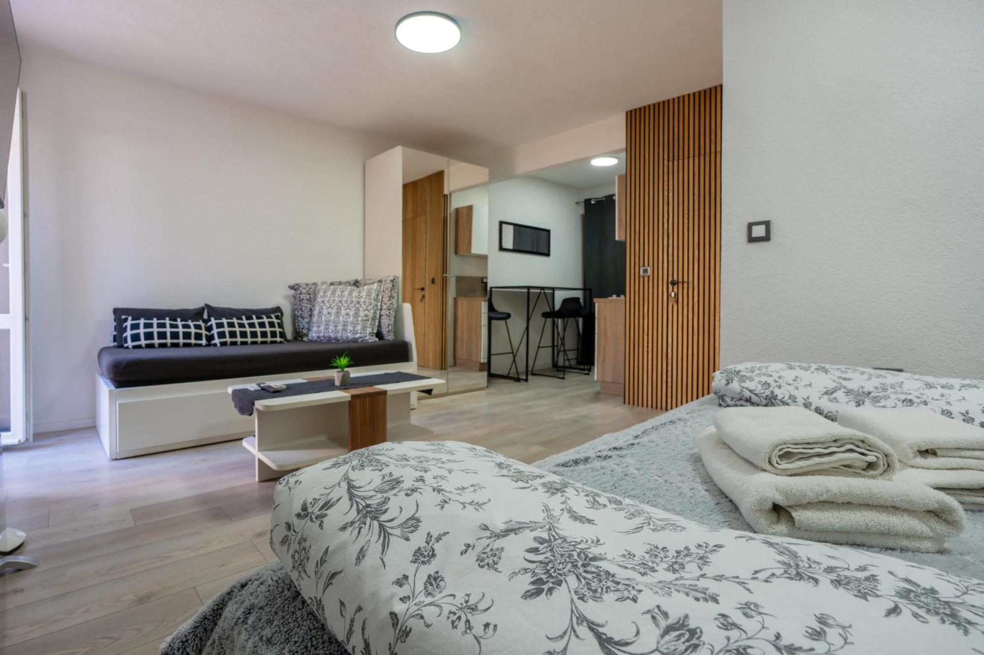 Apartments Villa Sol 斯顿 外观 照片